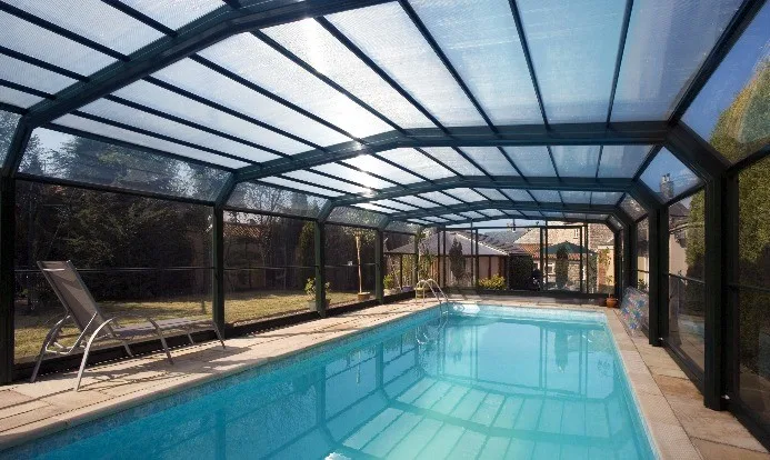 retractable hard pool cover