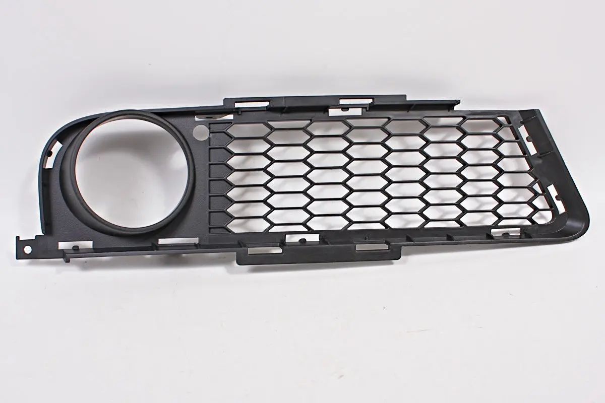 BMW 3 Series E90 E91 M OEM Genuine Front Bumper Fog Light Grill Right 2005-2008