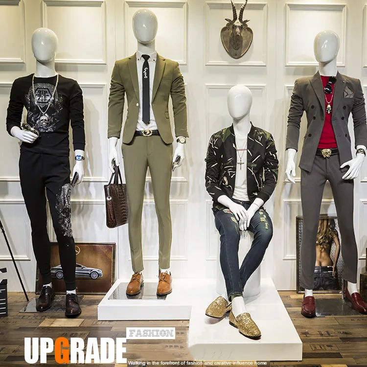 white male mannequin 8.jpg