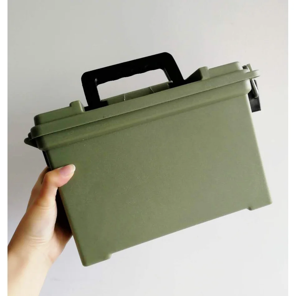 Green ammo cans 1.jpg