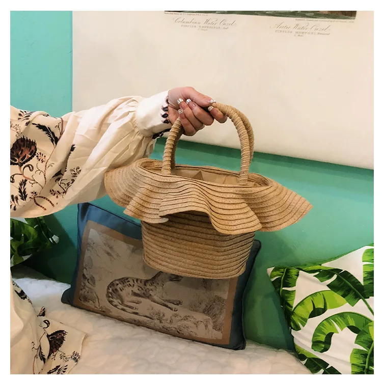 2019 new summer basket bag straw hat flounces straw bucket handbag straw clutch bag
