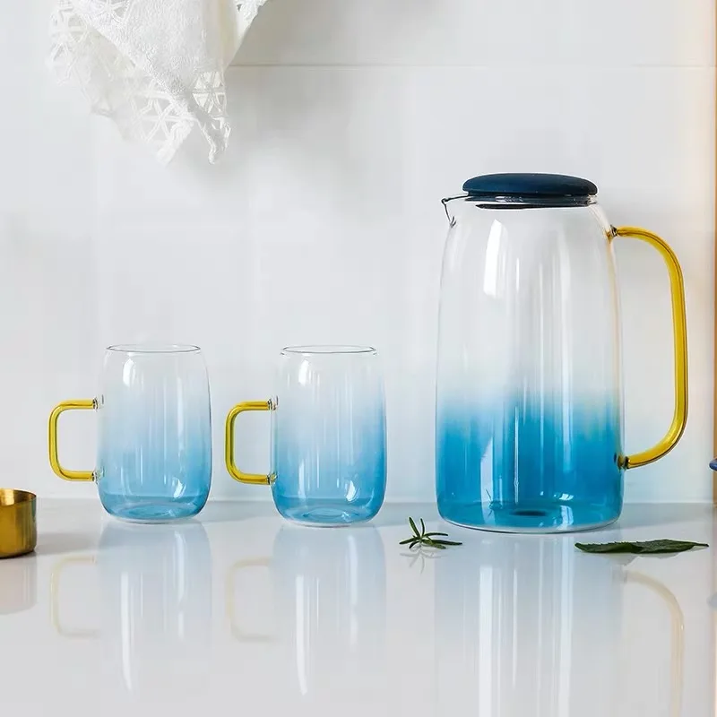 Circleware Lodge Glass Carafe Water Pitcher With Blue Lid,31 Ounce