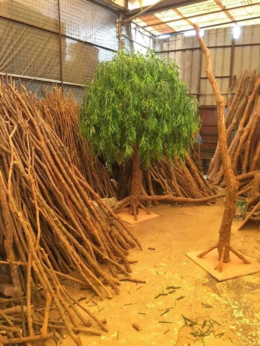 Outdoor Decorative Lighted Artificial Weeping Willow Tree For Sale