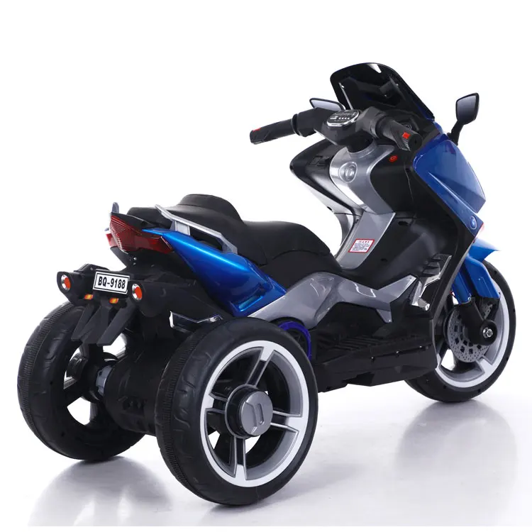 Three wheels kids electric motorcycle car for 6 years boy/fashion models motor for children car 12V/battery motorbike with spray