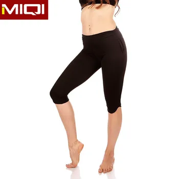 tight capri leggings