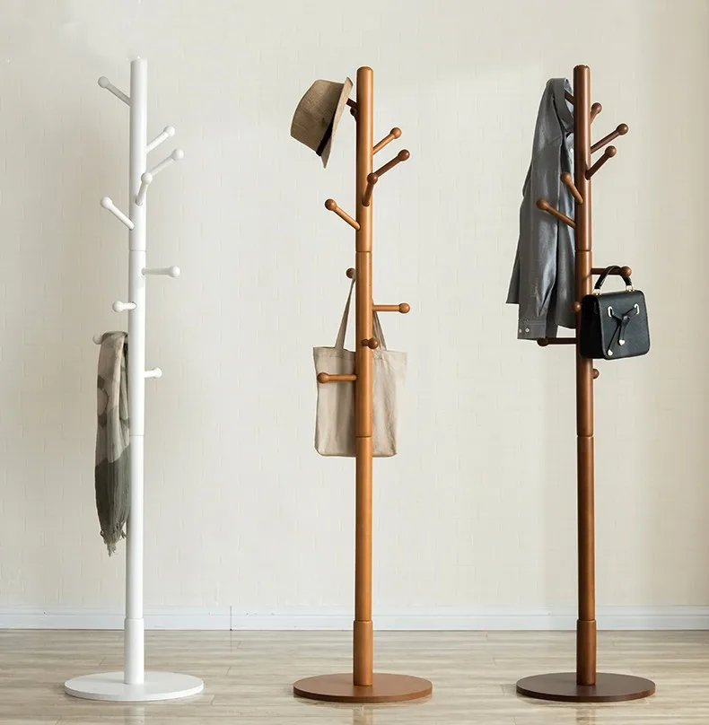 实木衣架支架衣架挂衣架的衣服和帽子的衣服在卧室里