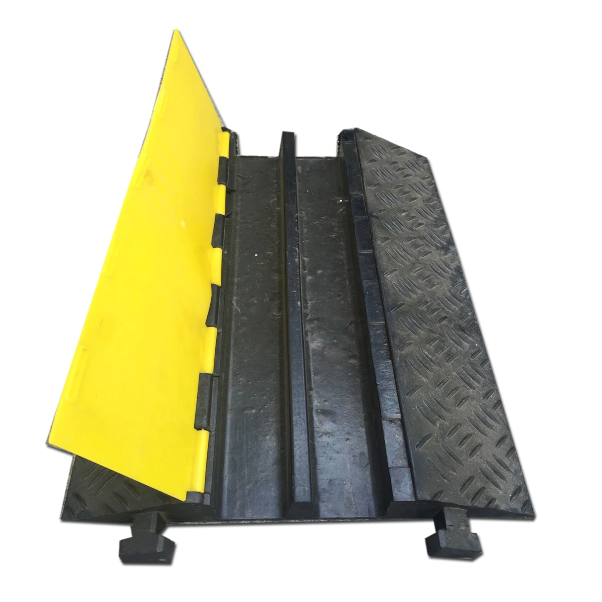 Channel Heavy Duty Outdoor Truck Use Loaded Rubber Road Cable Ramp