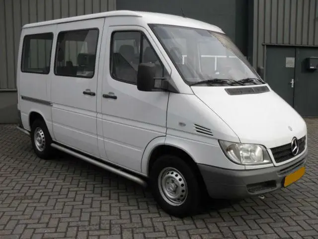 Mercedes Sprinter 208 Cdi Service Manual