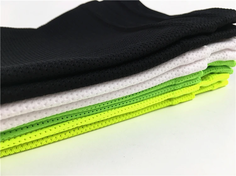 Hyl1038 Elastic Calf Protector Football Soccer Shin Guard Socks With