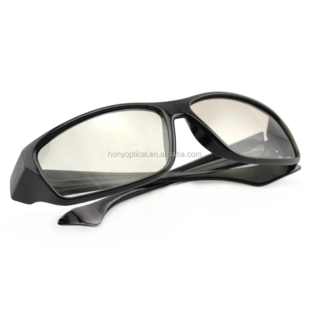 reald 3d glasses (4).jpg