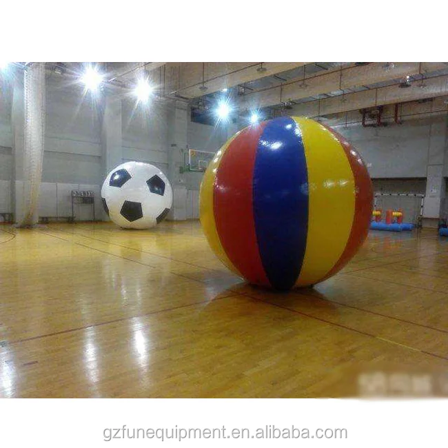 bolas inflables gigantes juegan juegos de deporte con amigos