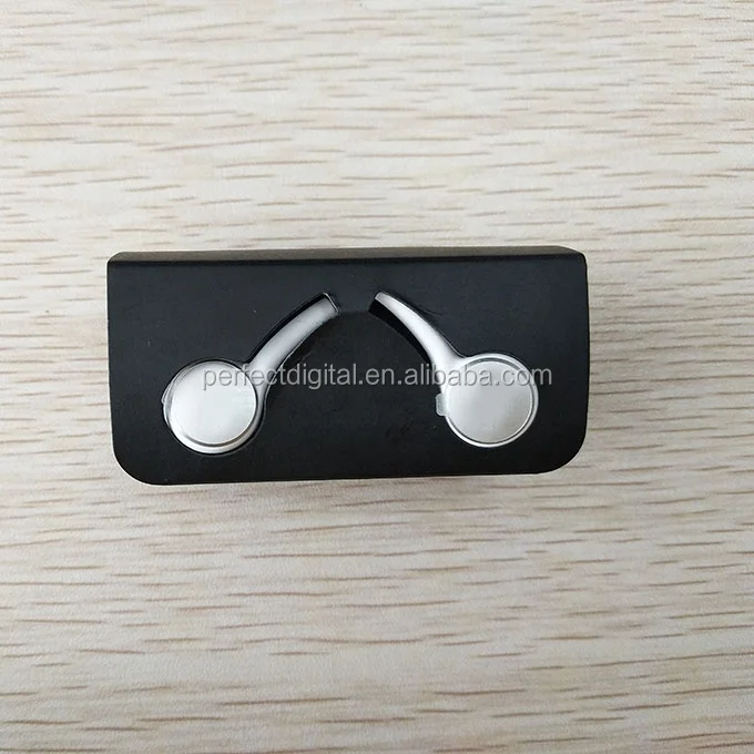 s10 earphone 680 1.jpg