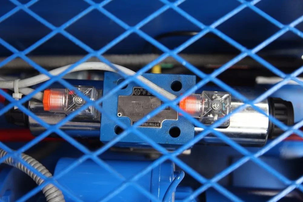 Vertical Hydraulic Press for Bladesmith Press Machine