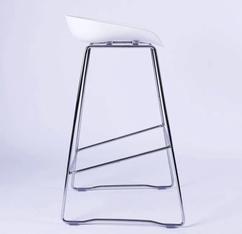 Blue Pp Bar Outdoor Dining Chair Metal Legs Plastic Chairs With Armrest