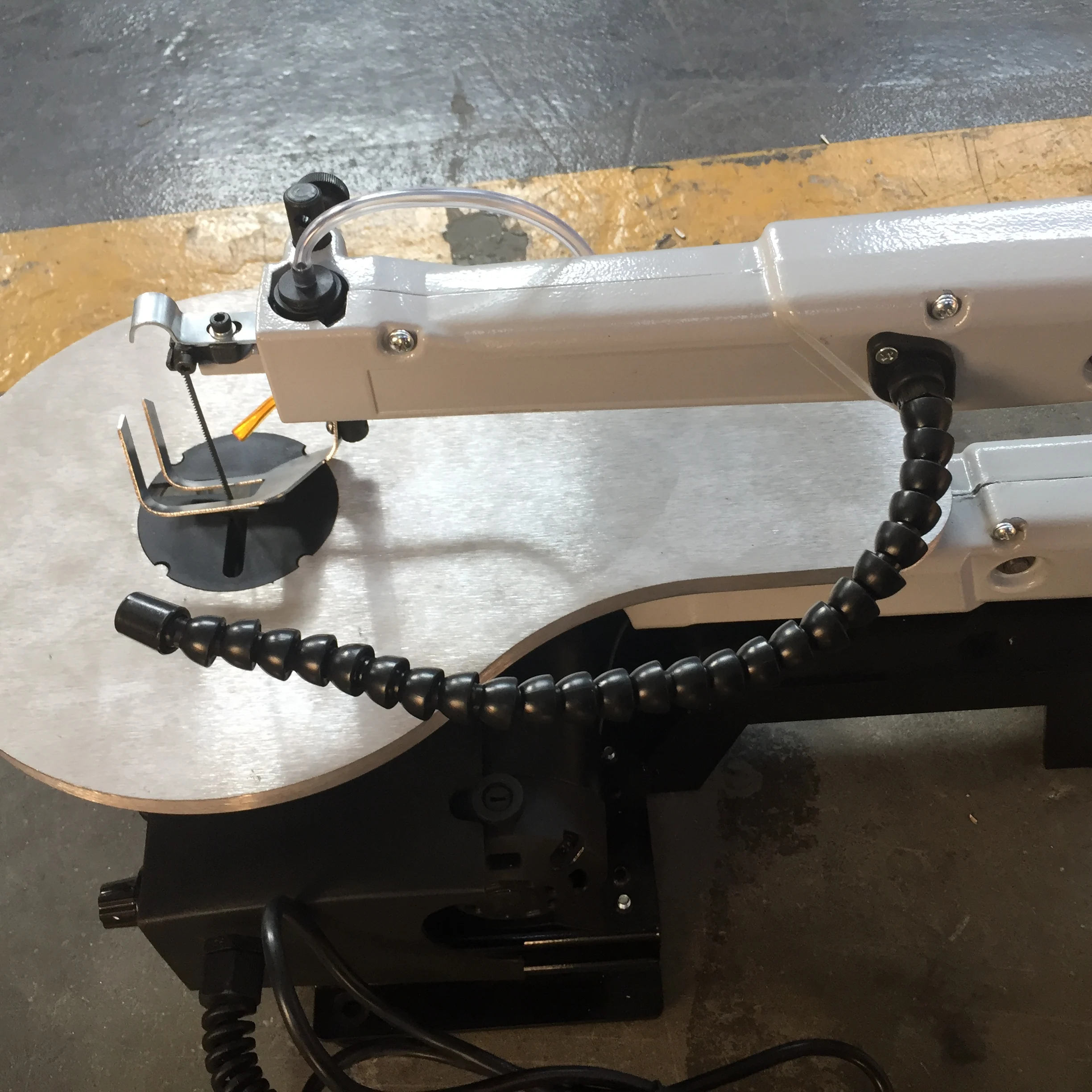 Laser Scroll Saw Woodworking Machine With Led Light And Blower Cutting