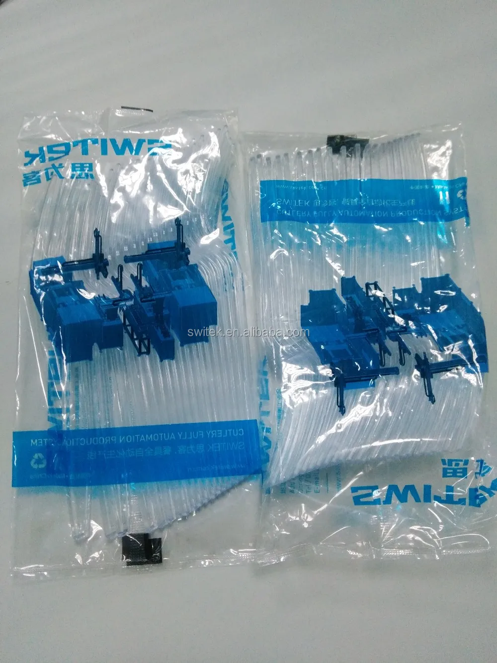 Cutlery Automation Robot Arm For Injection Machine Plastic Cutlery