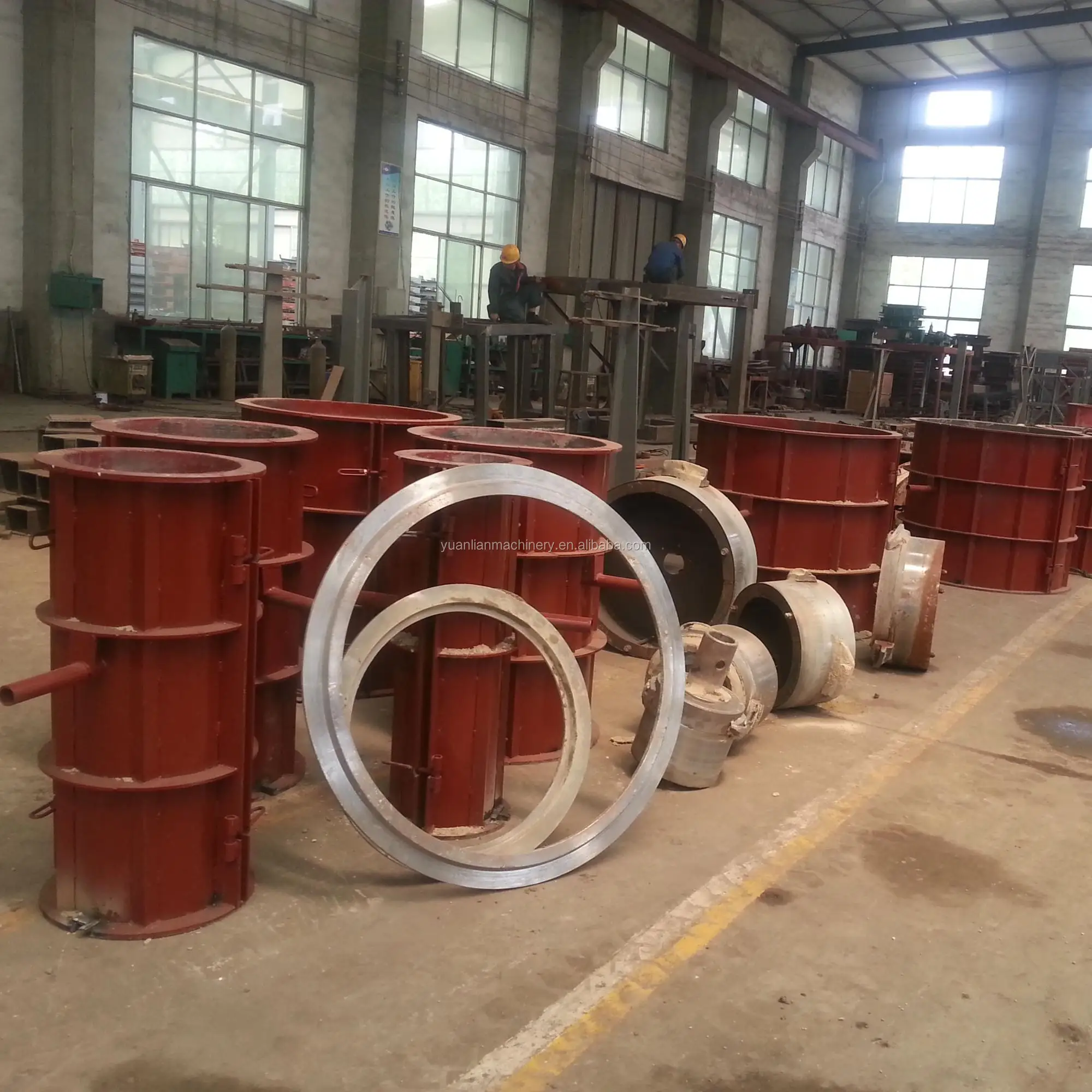 China Customized Cement Pipe Making Machine Manufacturers 