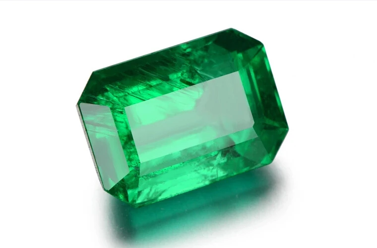 Resultado de imagen para emerald cut gemstones