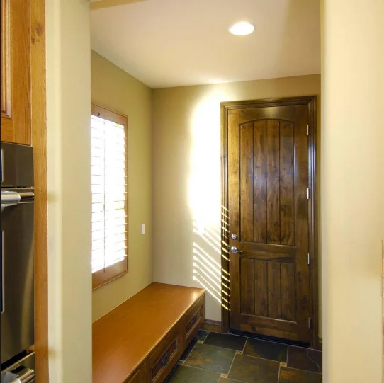 Комплект для внутренней твердой деревянной двери с новой системой быстрой сборки