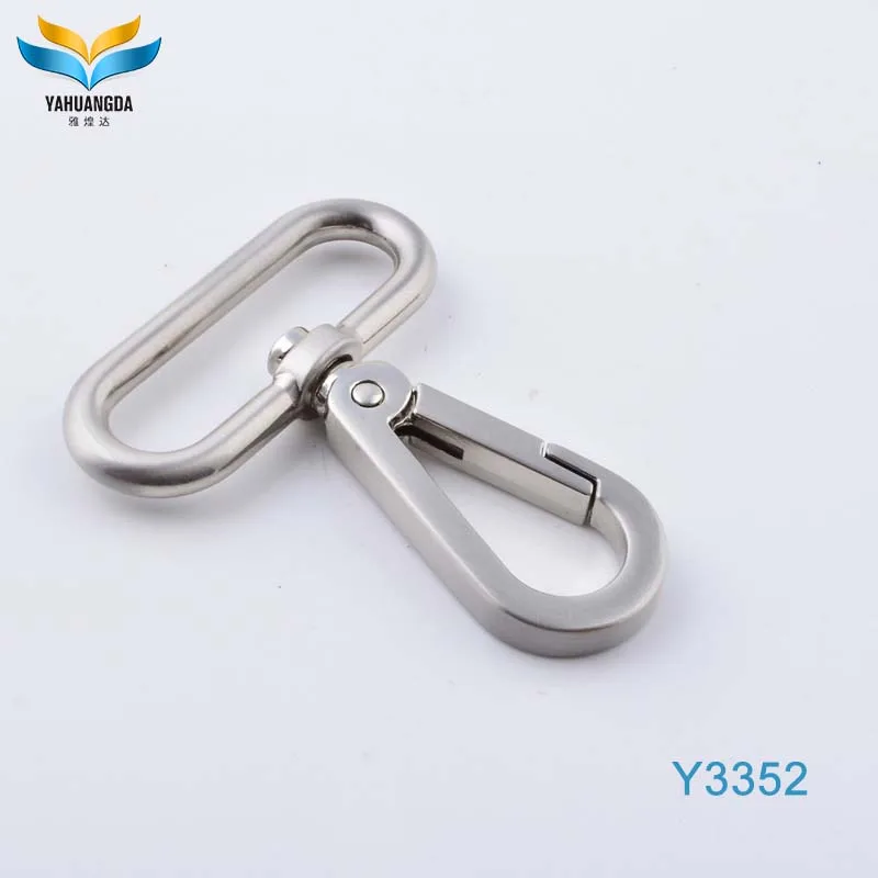 Y3352_3.jpg