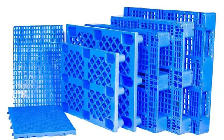  4-way forklift and hand truck entry plastic pallets