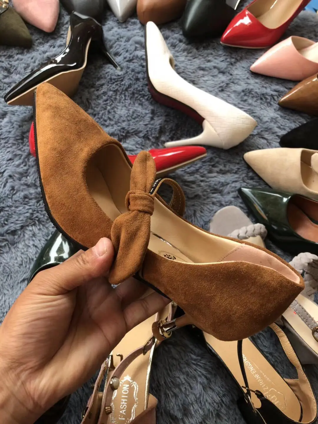 Direct Factory Sale Liquidation Bulk Wholesale Latest Shoes Women Heel