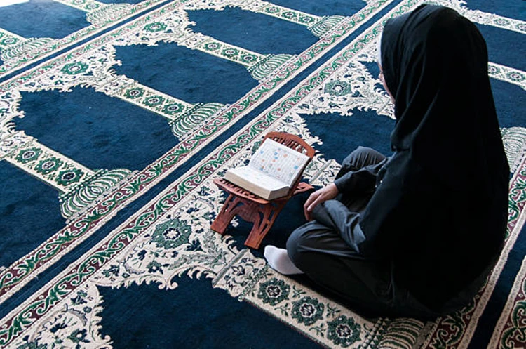 classical turkey 100%pp prayer muslim masjid carpet roll mosquem.jpg