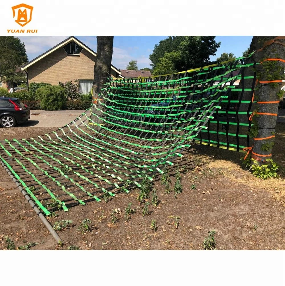 
A frame climbing cargo net play equipment for outside 