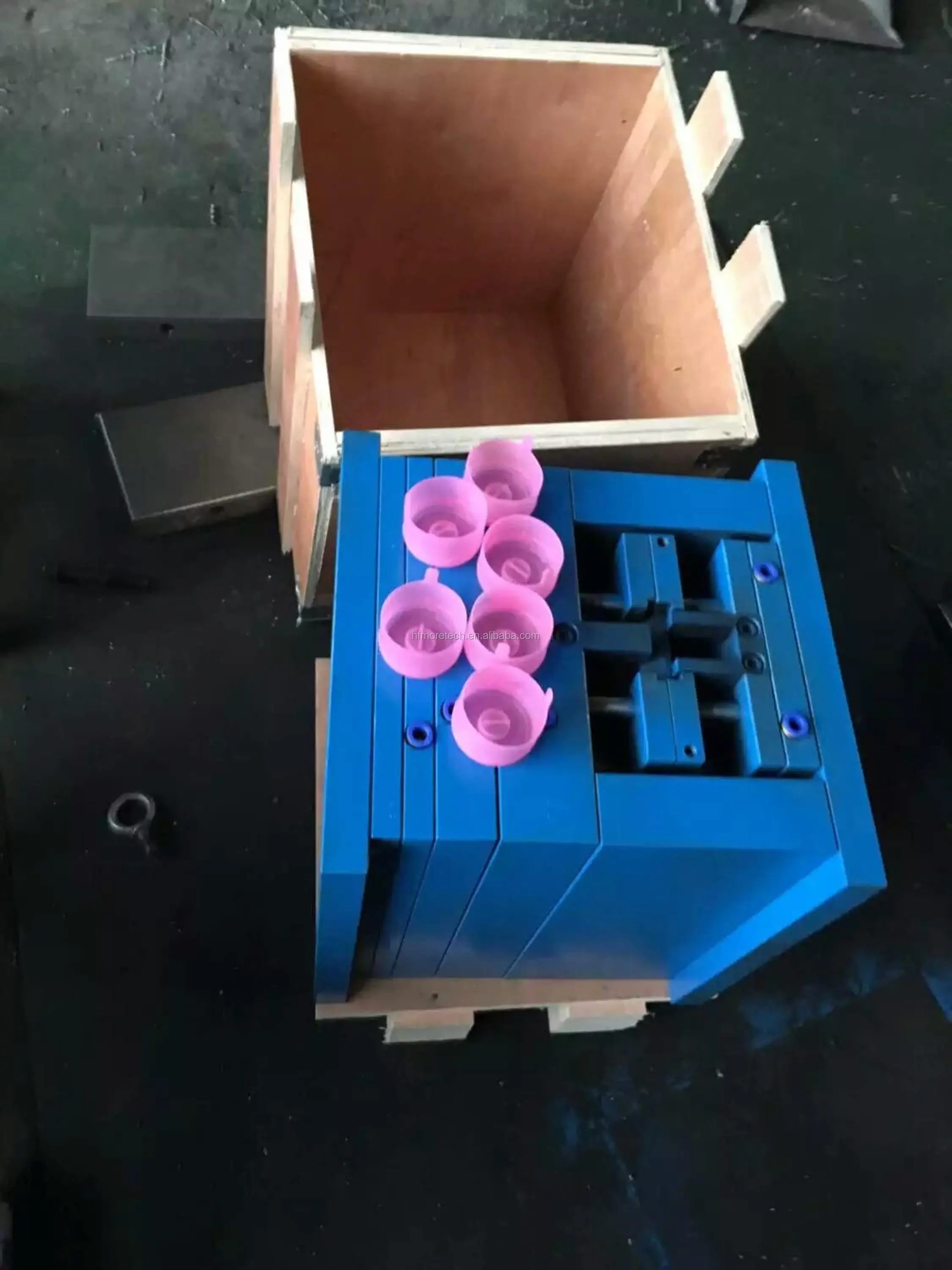 5GallonCapMould1