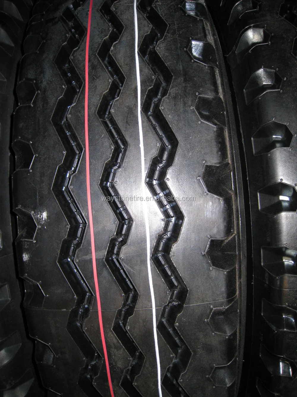 2020 Best Chinese Brand Truck Tire Longmarch 11r24.5 Lm516 Heavy Duty