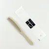 China produces best-selling durable wooden combs