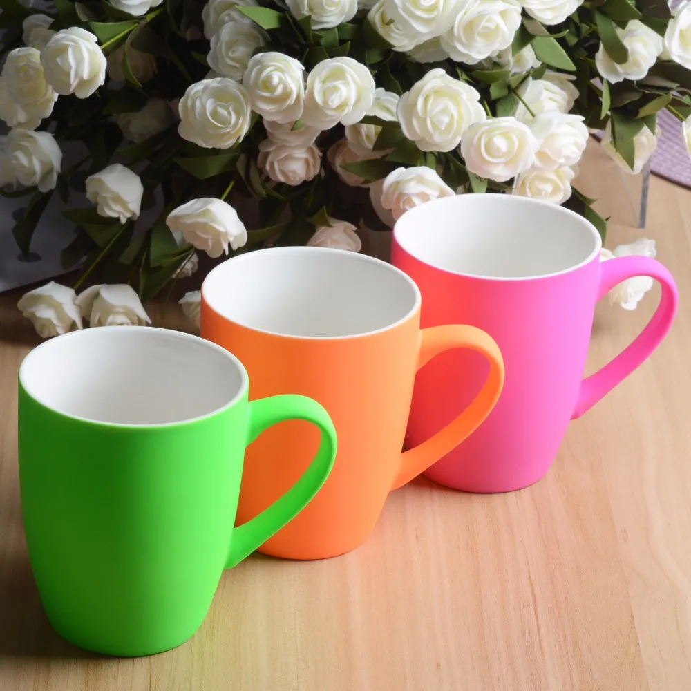 350 毫升陶瓷绿色柔软的触感保温杯