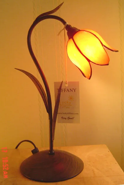 Tulip Tiffany Table Lamp Buy Table Lamp Product On Alibaba Com