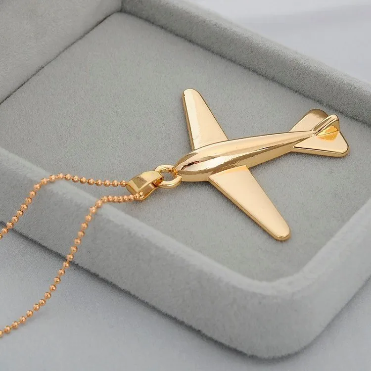 Simple Design 18k Gold Alloy Airplane Necklace Aircraft Pendant