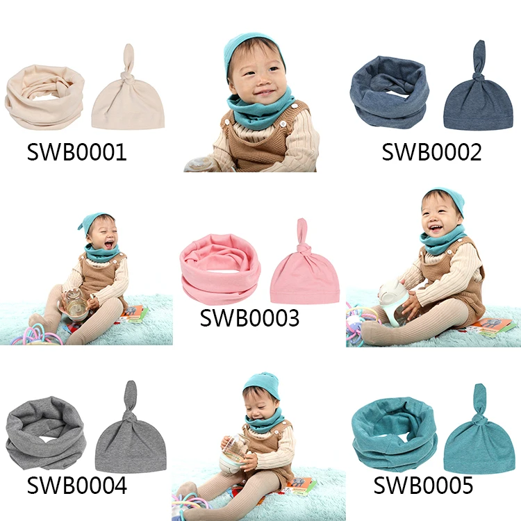 colors of hat & scarf.jpg