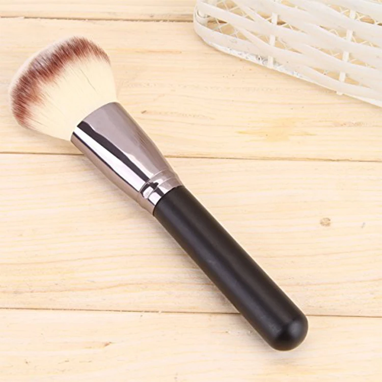 foundation-makeup-liquid.jpg