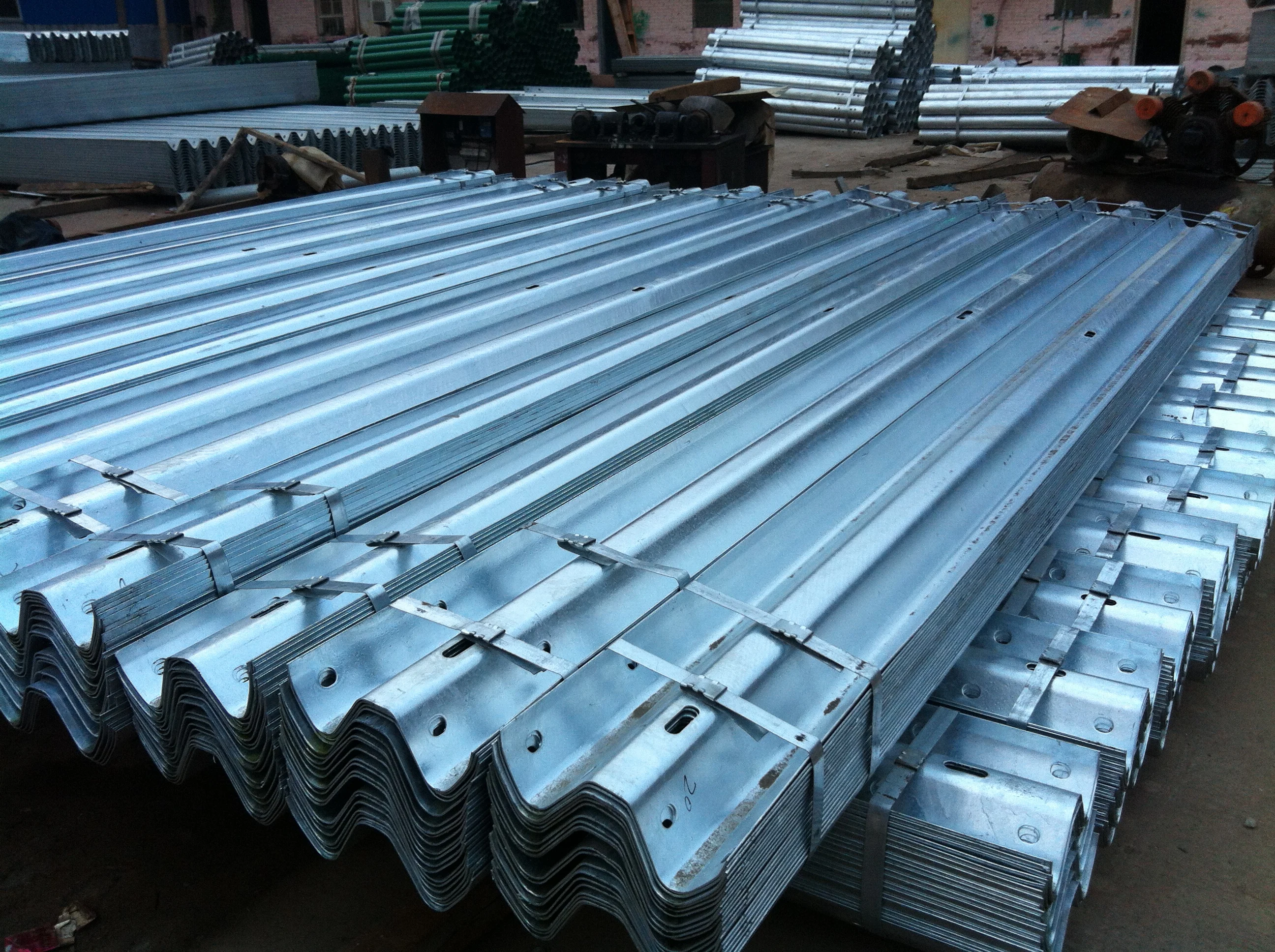 Highway Hot Dip Galvanized Road Guardrail W Beam Steel Plate Buy