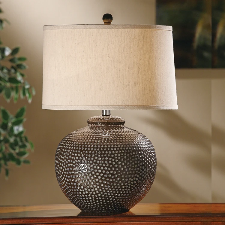 crystal base decorative hammered antique brass finish resin table lamps