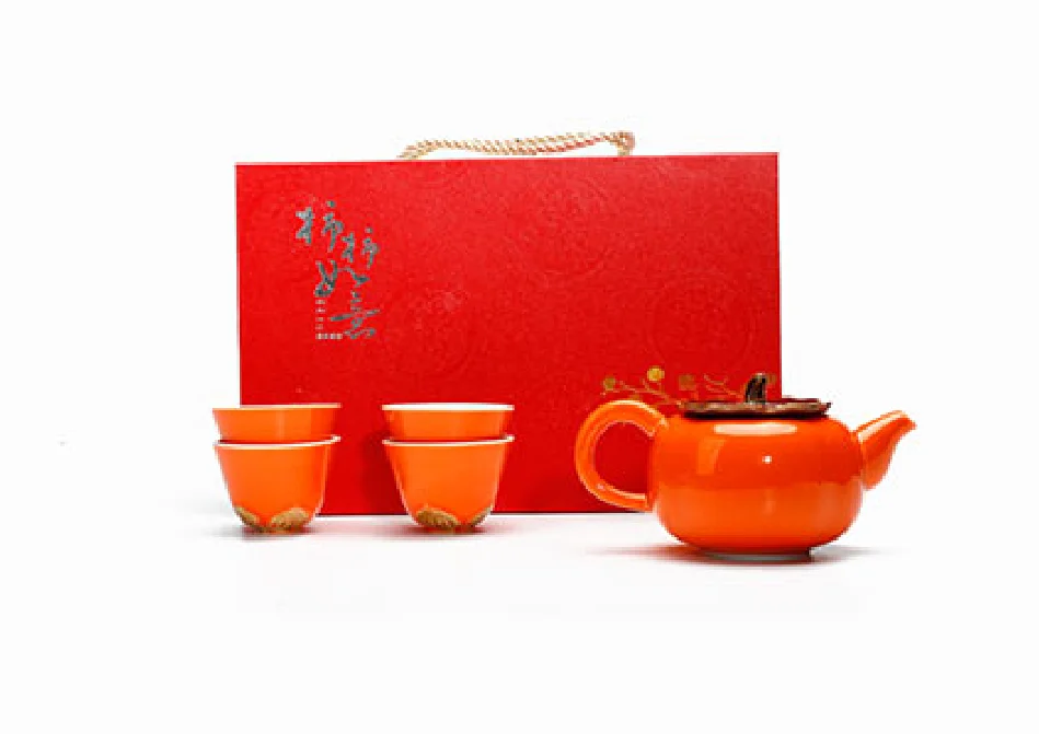 Creative Chinese Ceramic Tea Set 1 Tea Pot 4 Cups And 1 Tea Tin With