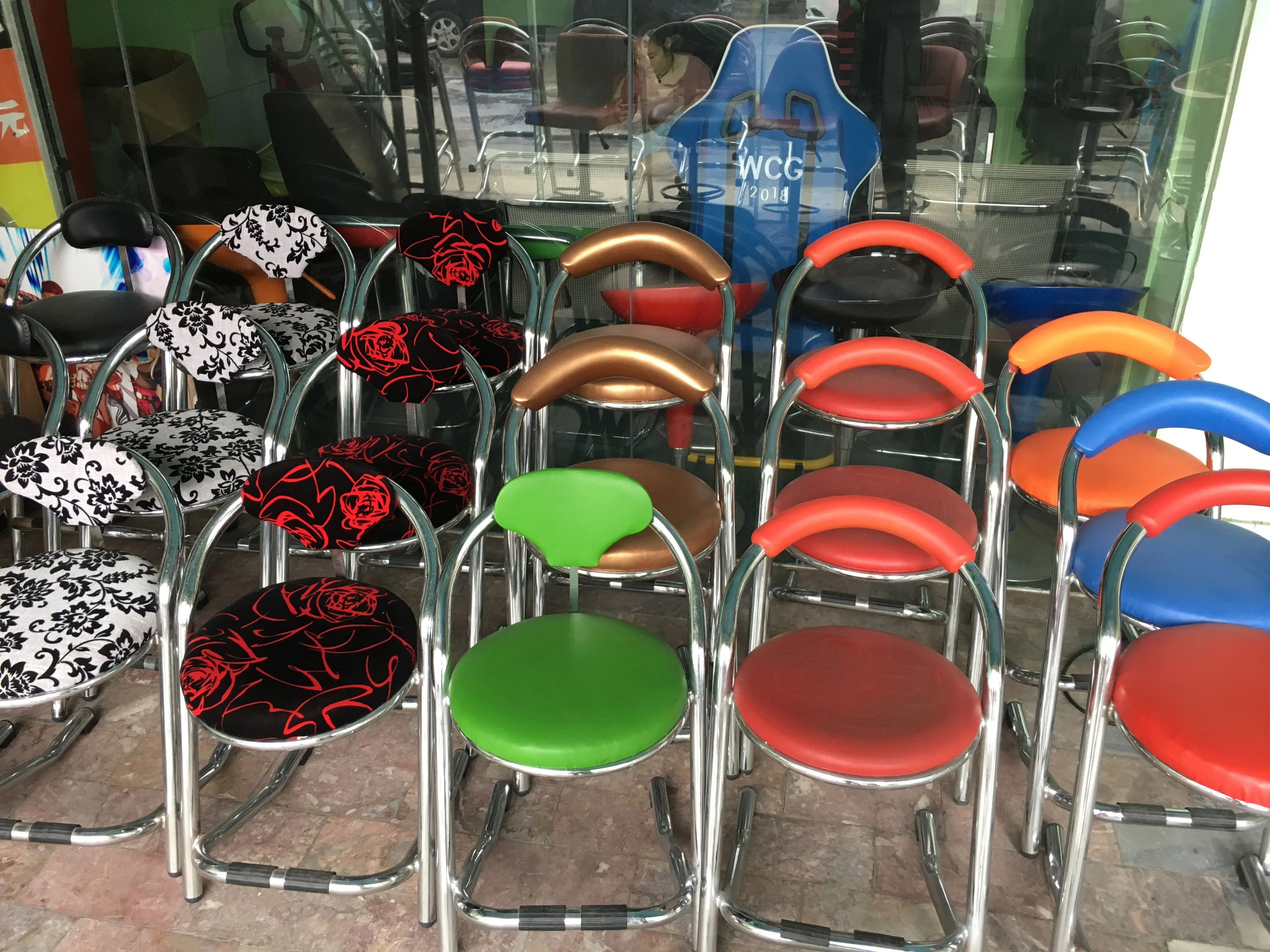 Wholesale Vintage Style Stainless Steel Cocktail Arcade Bar Stools