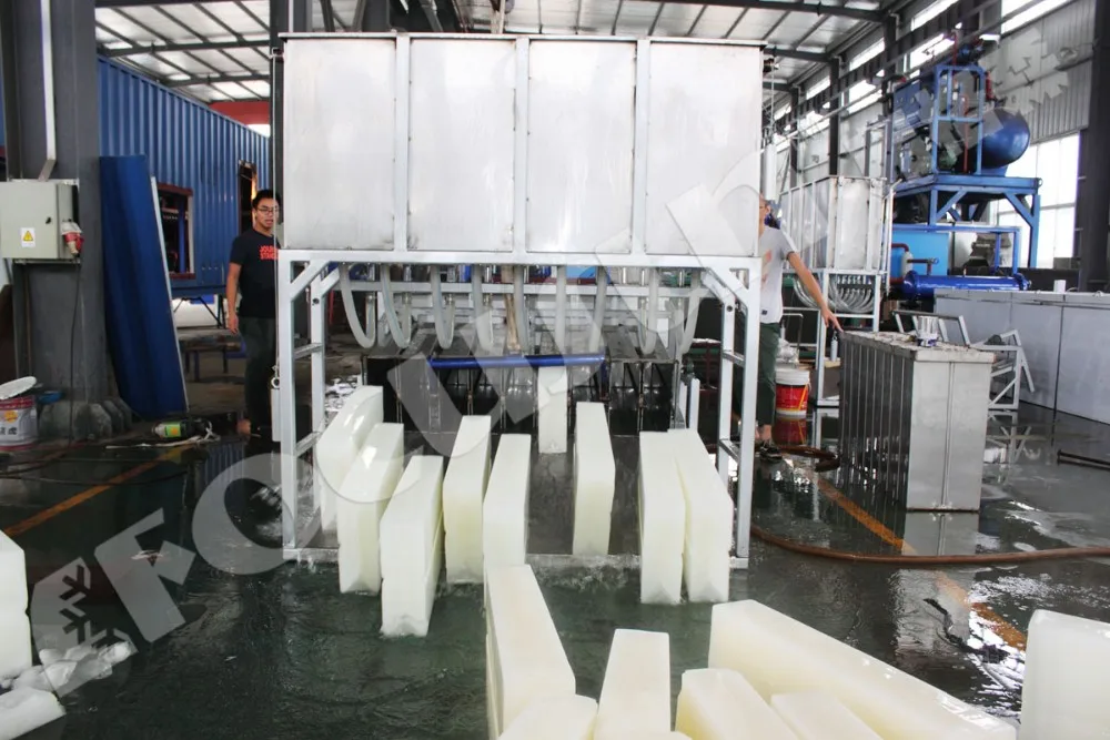 Система ледяной воды в цеху. Блок льда. Блок льда. Производство льда. Oborudovaniye dlya proizvodstva suhogo lda.