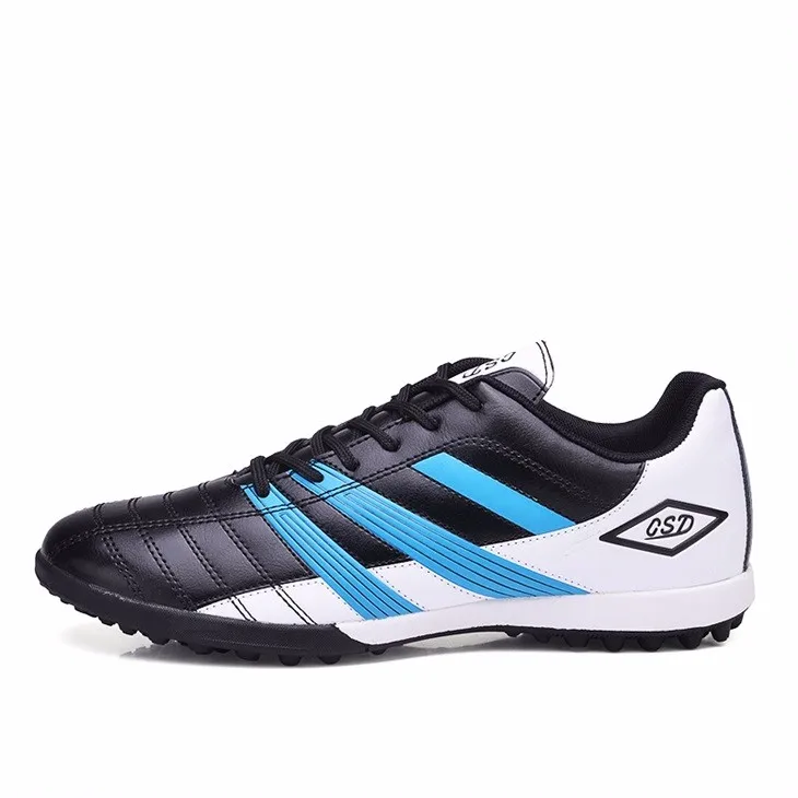 New design soccer shoes portable sport shoes fashion football shoes
