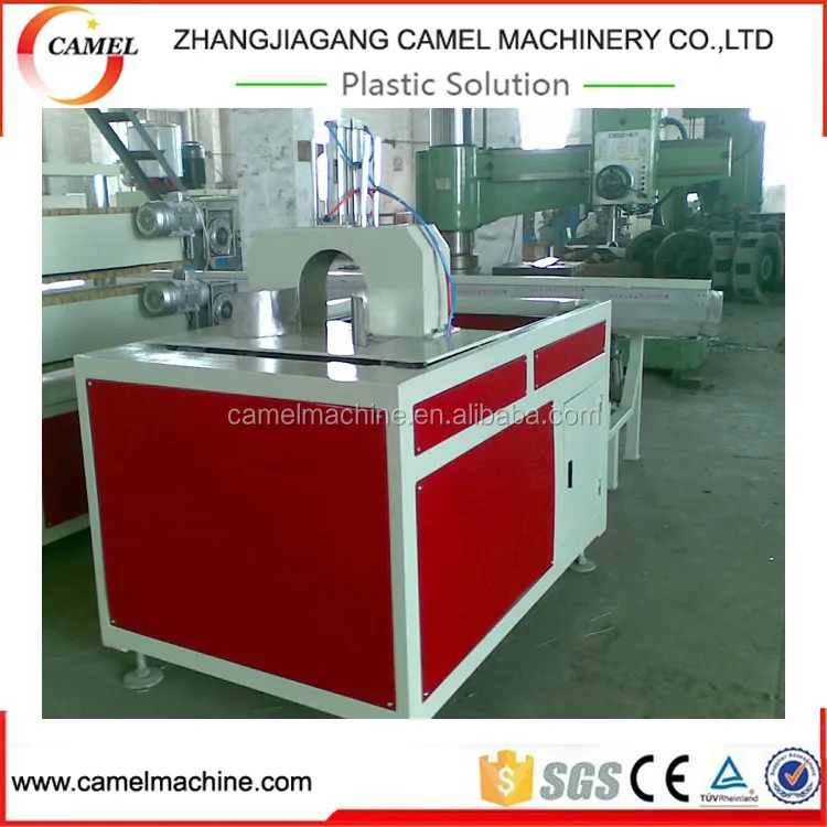 PVC pipe cutting machine