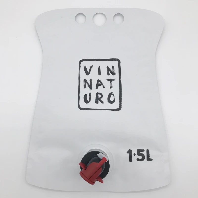 plastic wine bag (1).jpg