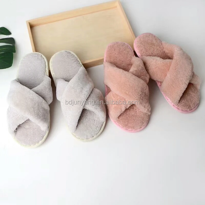 lamb fur slides
