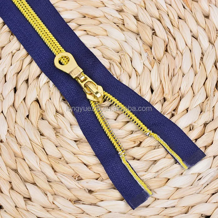 Manufacturer Supply Nylon Reverse Coil Zipper For Cushion Nylon Zipper