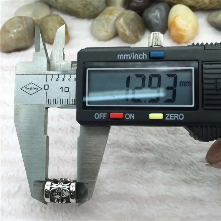  metal cross beads  (3).jpg