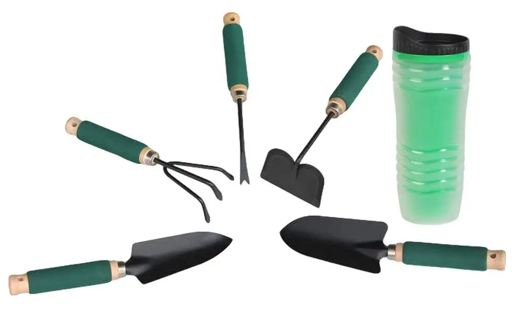 Buy Garden Works Angle Weeder with Classic Grip, Right handed