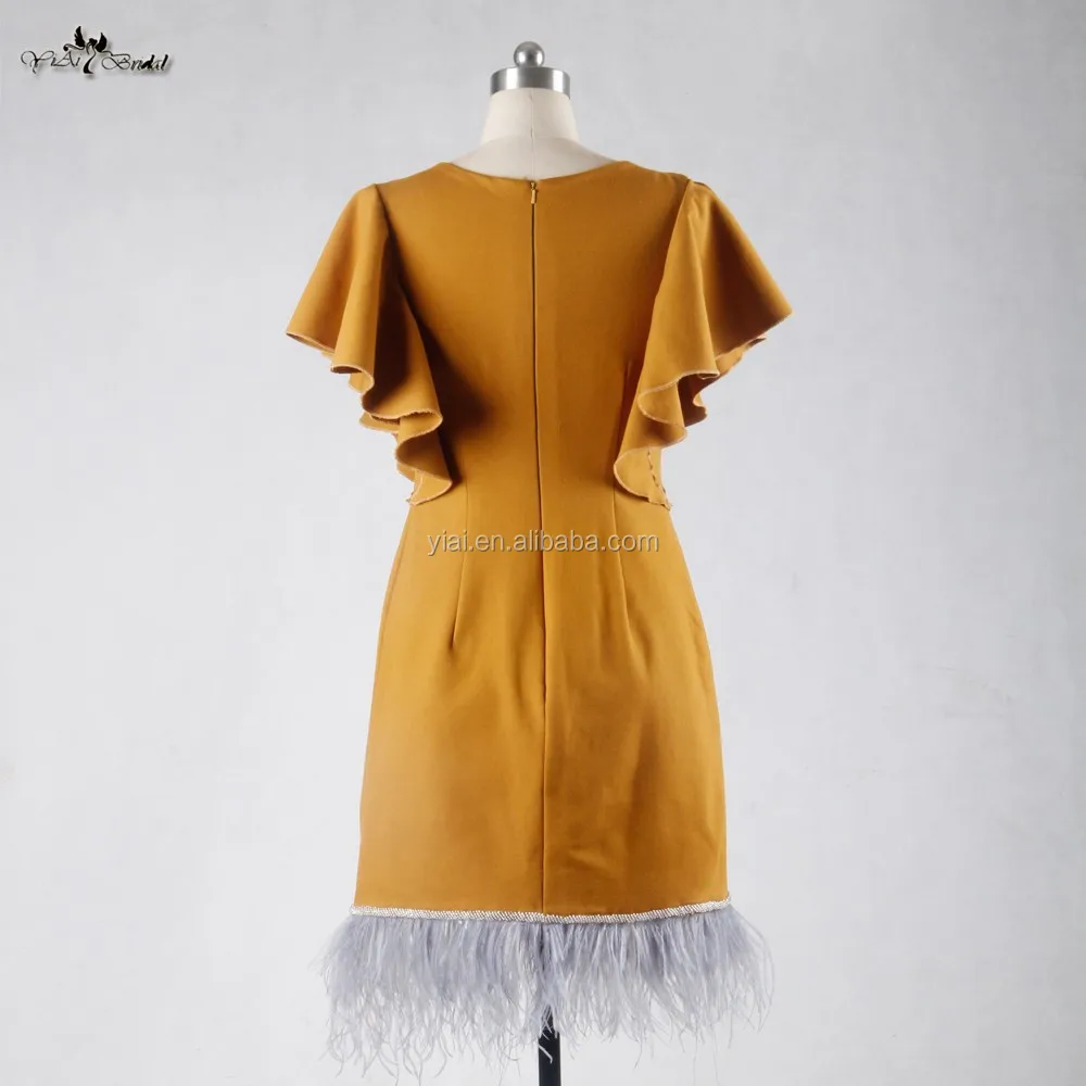 vestido de crepe amarelo