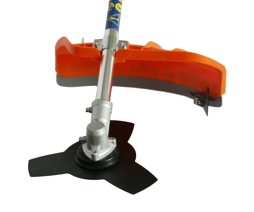 кольцо у заправки премьер сокол. рубительная машина бензиновая д80 мм. бензин 35. самый дорогой бензин. скидка на бензин.